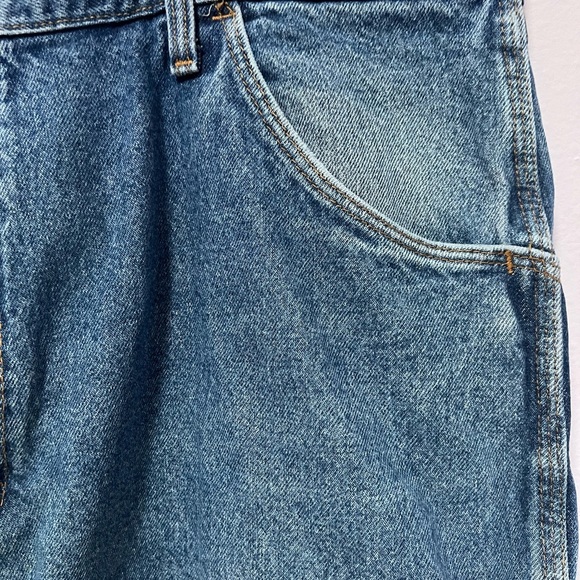 Wrangler FR Riggs workwearRelaxed Medium Wash Jeans 42x30 - Picture 14 of 16